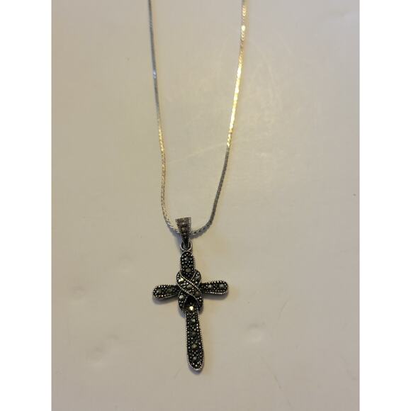 Vintage Estate Marcasite Cross Silver Tone Necklace Crucifix Religious Korea - Picture 7 of 10